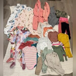 Baby girl clothes bundle - size 18M